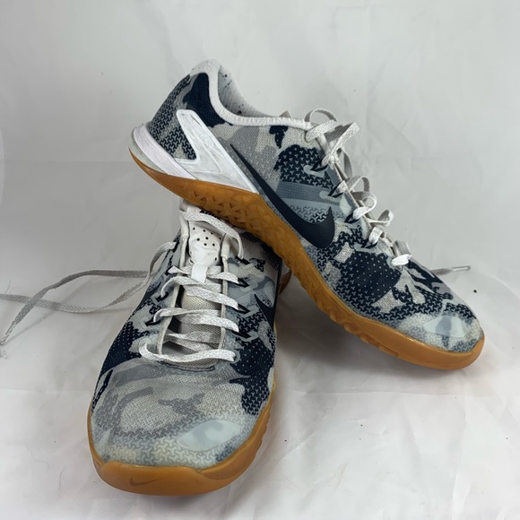 Nike Metcon 4 Trainers White & Grey Camouflage Nike Metcon 4 Trainers White & Grey Camouflage